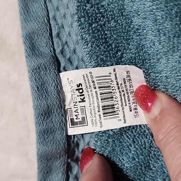 Blue Towel with Fox Embroidery & A Plastic Dollie. - Picture 3 of 5